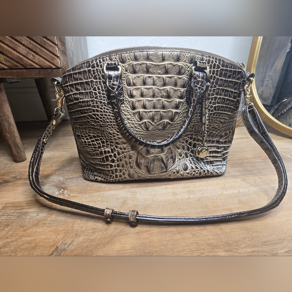 Brahmin croc embossed bag - Picture 3 of 8